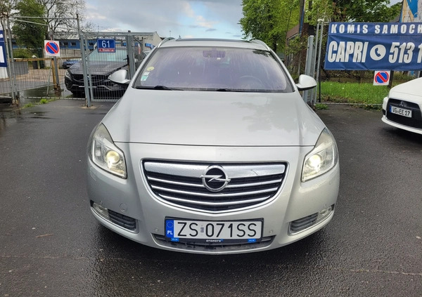 Opel Insignia cena 24990 przebieg: 208000, rok produkcji 2009 z Szczecin małe 232